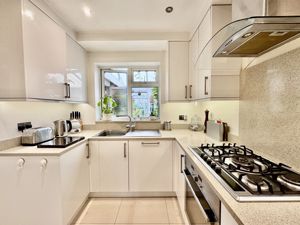 Photo 7- click for photo gallery